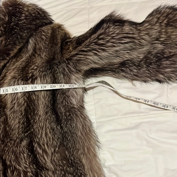 Gray and Black Teddy Jacket with Plush Texture and Full-Length Sleeves - Picture 4 of 15